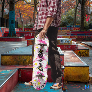 Skate Grafite Brilhante com Motto Negro 'Live to Ride'