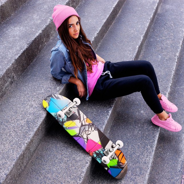 Skate Grafite Formas Pintadas por Spray (Criador carregado)