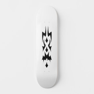 Skate Gravata moderna preta e branca minimalista tribal