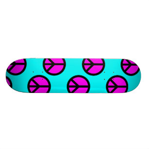 Skate Groovy Teen Hippie Teal e Sinais de Paz Roxos
