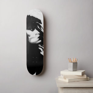 Skate Ícone de Retrato de Mulher Deusa Goth Moda Artísti