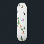 Skate Ilustração do Freeride Snowboarder Snowboard<br><div class="desc">Arte legal de ilustração branca de snowboarders coloridos, descida de snowboard em montanhas entre pinheiros, spruce, árvores de abeto sobre pó fresco de neve. Snowboard e xmas esporte ao ar livre numa floresta de inverno. Dons do Snowboarder. Decoração de Natal de Snowboard.</div>
