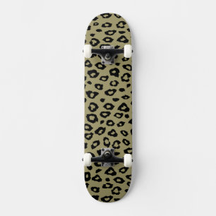 Skate Impressão Dourada de Leopardo Preto