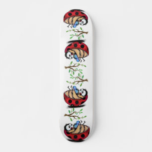 Skate Ladybugs Felizes com Telefone - Desenho de Cartoon