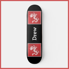 Skate Legal quadro branco vermelho e dragão preto