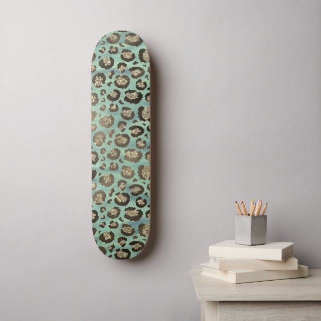 Skate Leopardo brilhante impresso em verde brilhante (Arte de parede)