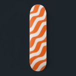Skate Linhas de Abstrato de Retro Ondas de Vintagem Lara<br><div class="desc">Linhas de Diagonal Abstrato modernas - Laranja e Branco creme.</div>