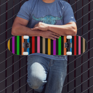 Skate Listras de Arco-Íris Colorido - Preto 