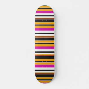 Skate Listras pretas e amarelas fofas