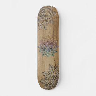 Skate Mandala gravé dans bois