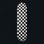 Skate Marcadores brancos e pretos e nome ou texto<br><div class="desc">Saia com este impressão de patinagem de damas brancos e pretos. Preencha com seu nome ou texto na sua escolha de cores vermelha,  azul,  rosa,  amarela e roxa. Estes damas não são feitos para tamanhos quadrados.</div>