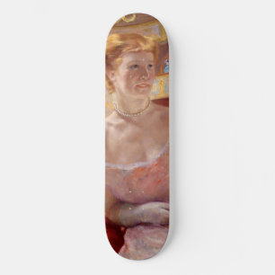 Skate Mary Cassatt - Mulher com Colar de Pérola num cama