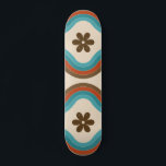 Skate Meio século Colorido Moderno Refletor Floral Arco-<br><div class="desc">Este skate legal,  com o padrão floral e arco-íris moderno de meio século,  constituiria um presente maravilhoso para alguém,  que ama todas as coisas retrógradas!</div>