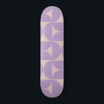 Skate Meio século moderna de Lavanda de padrão<br><div class="desc">Padrão Moderno do Meio século Retroativo - Formas Geométricas do Abstrato - Padrão Minimalista em lavanda / roxo / lilás e bege.</div>
