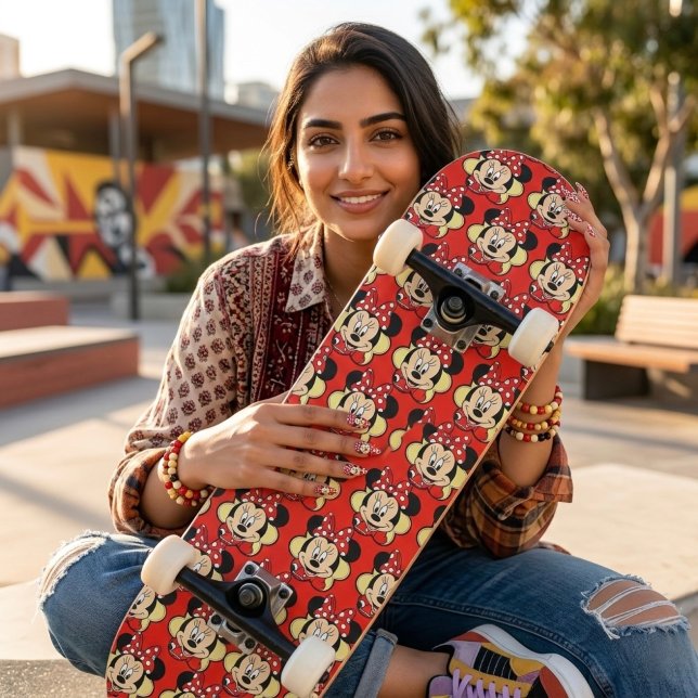 Skate Minni (Criador carregado)