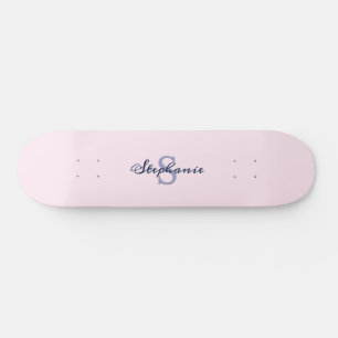 Skate Monograma Rosa na Moda
