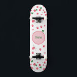 Skate Morangos bonitos Girly Monograma com nome<br><div class="desc">Faça com que esta Menina do skate Monograma e Nomeie seu próprio através da adição de seu texto. Para acessar ferramentas avançadas de edição, vá para "Personalizar este modelo" e clique em "Detalhes", role para baixo e pressione o link "clicar para personalizar mais". Perfeito para qualquer comemoração e ocasião como...</div>