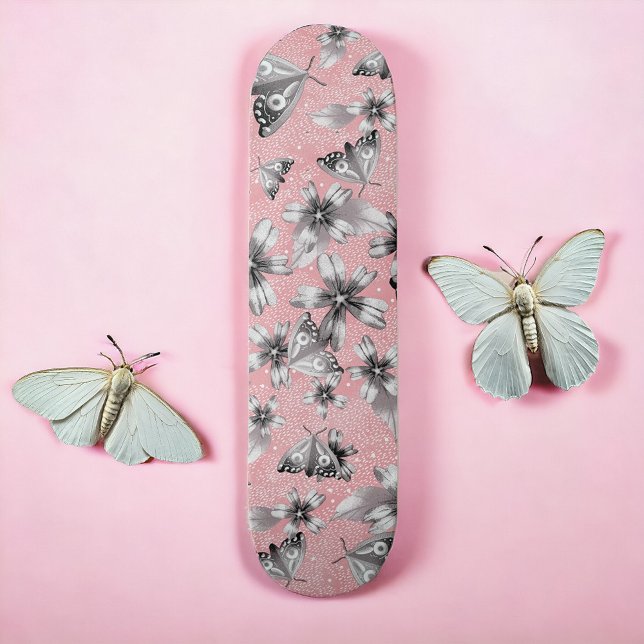 Skate Moth Meadow (Criador carregado)