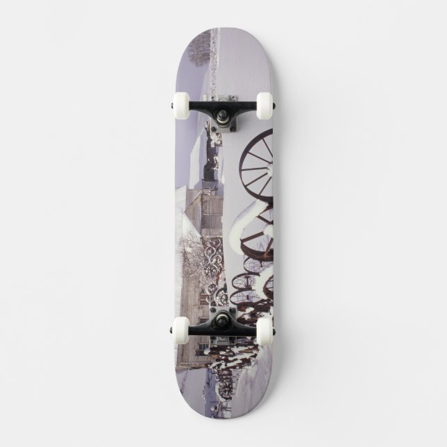 Skate NA, EUA, Washington, Uniontown, Celeiro branco e (Frente)
