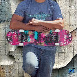 Skate Negrito Inspirado em Grafite com Arte Abstrata Ros