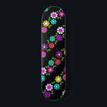 Skate Neon Modern Floral<br><div class="desc">Este design moderno apresenta um padrão floral neon colorido #skate #skateboard #skater #skate #esporte #diversão #jogos #presentes #presentes #presentes #giftsforher #girly #floral</div>