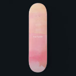 Skate Nome do Omã de Cores d'Água Rosa<br><div class="desc">A skateboard Nome do Omã Cor de Água Rosa apresenta efeito de aquarela rosa,  lavanda,  roxo,  pincel e coral,  além do seu nome.</div>