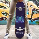 Skate Nome Personalizado do Octopus Azul Irritado Kraken<br><div class="desc">Quadro de skate de nomes personalizados do Octopus Blue Kraken com raiva</div>