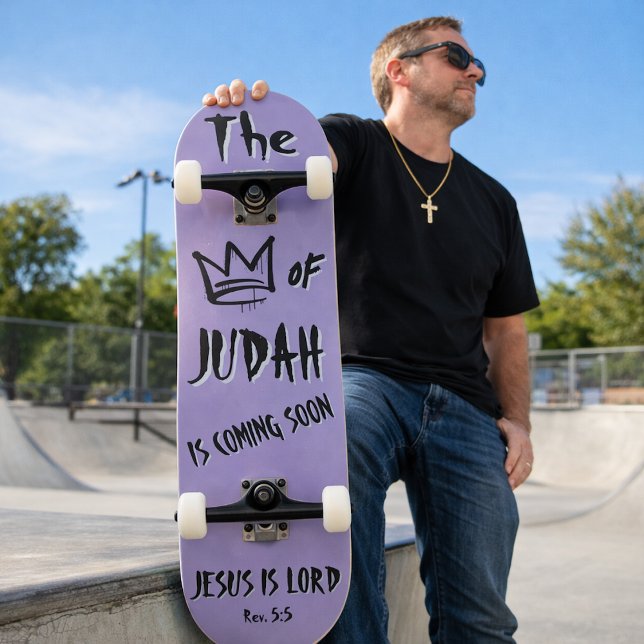 Skate O Rei de Judá Jesus Doodle Roxo Cristão (Criador carregado)