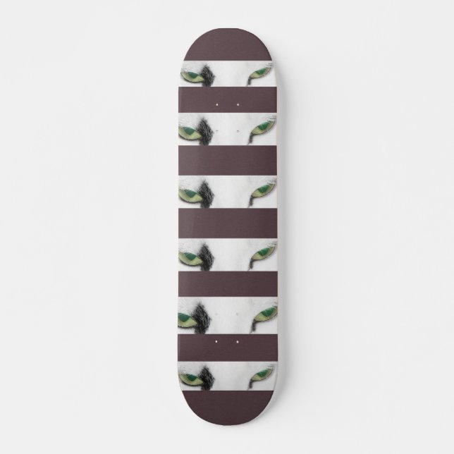 Skate Olhos de Gato (Frente)