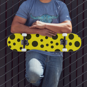 Skate Padrão amarelo preto simples moderno