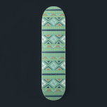 Skate Padrão Azul Verde Tribal Geométrico Moderno<br><div class="desc">O Quadro de Skateboard Verde Verde Tribal Geométrico moderno apresenta um padrão geométrico colorido em verde,  azul,  laranja e branco. Elaborado por ©Evco Studio www.zazzle.com/store/evcostudio</div>