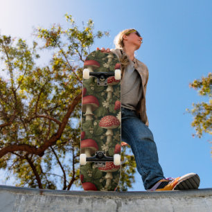 Skate Padrão contínuo com Fly Agaric Vermelho e Flores