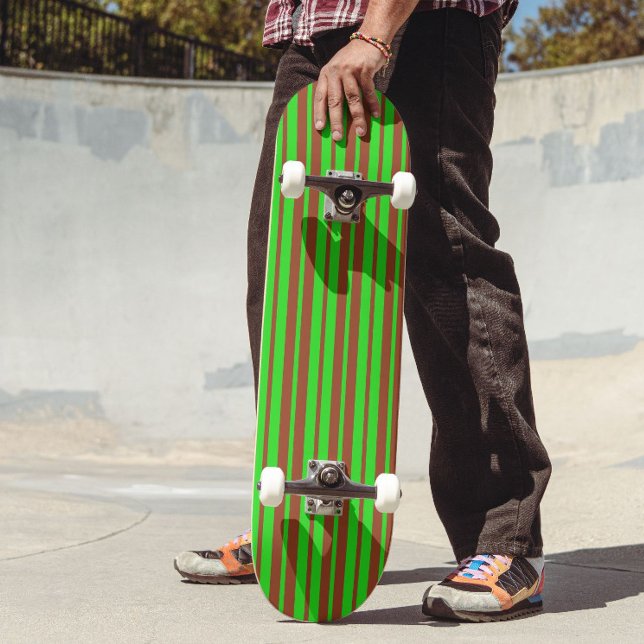 Skate Padrão de Design de Listras Elegantes Verde Marrom (Criador carregado)