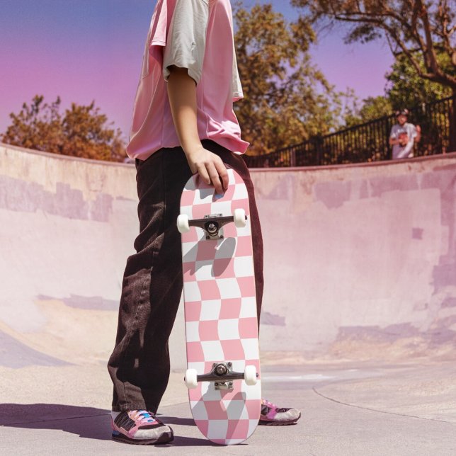Skate Padrão do Verificador Retro Branco Girly Pink (Criador carregado)