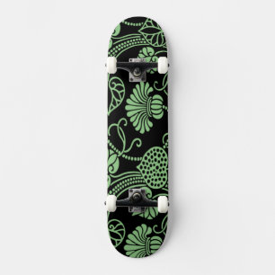 Skate Padrão Floral Antigo Preto e Verde