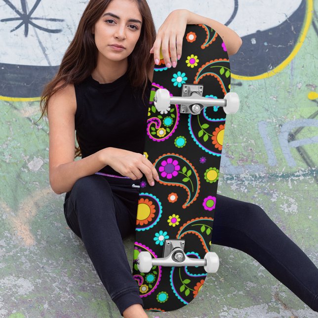 Skate Padrão Floral Moderno Neon Paisley (Criador carregado)