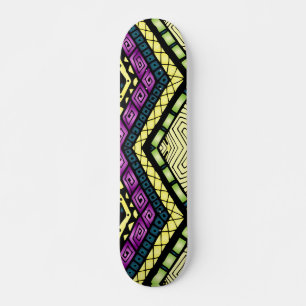 Skate Padrão Tribal Amarelo Roxo Moderno