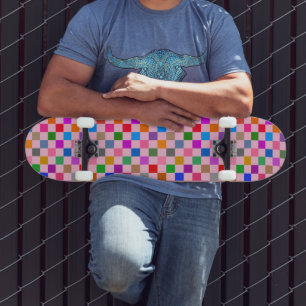 Skate Padrão Xadrez Colorido Rosa