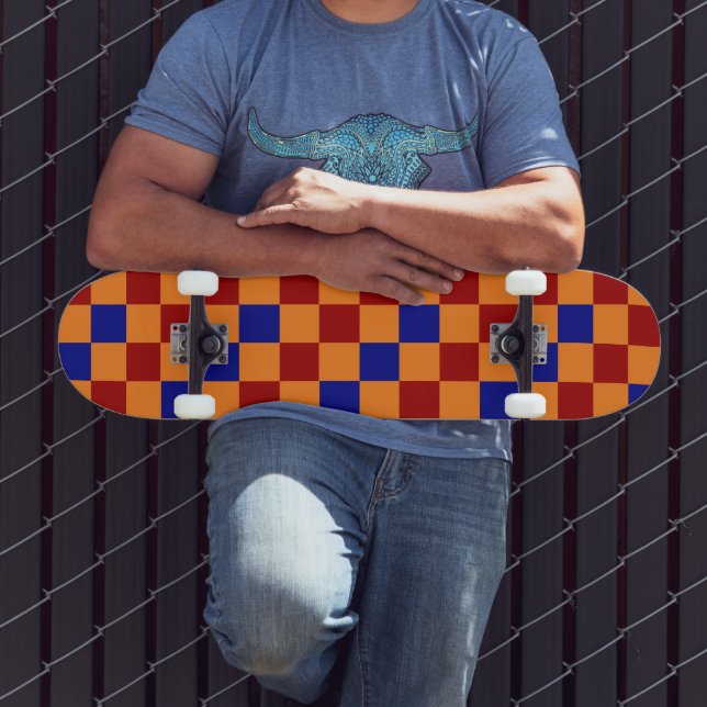 Skate Padrão Xadrez Vermelho Laranja Azul Design  (Ao ar livre 3)