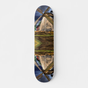 Skate Paisagem bonita do moinho de vento nos Países Bai
