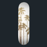 Skate Palmeiras tropicais Douradas e brilhantes em branc<br><div class="desc">Esta suaviza glamourosa e moderna imprimida palmeiras de ouro em branco é perfeita para o indivíduo da moda e na moda. O seu impressão contemporâneo e tropical é excelente de muitos presentes e ocasiões. Aproveite esta design suja e exótica para sua próxima compra! ***NOTA IMPORTANTE para DESIGN: Para solicitações personalizadas...</div>