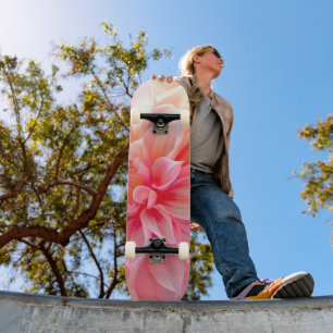 Skate Peach Blush Dahlia Blossom