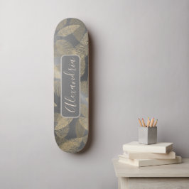 Skate Penas Chic no Skatebo Personalizado Sleek Silver