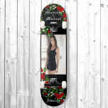 Skate Personalize nomes e grande mão de fotos criada<br><div class="desc">Personalize nomes e grande skate de mão fotográfica</div>