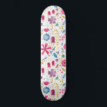 Skate Pintura Botânica De Flores Selvagens De Aquarela<br><div class="desc">Uma bonito pintura aquosa moderna de flores e folhas em cores ricas do outono espalhada sobre fundo branco.</div>