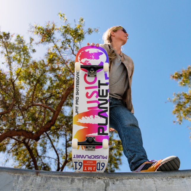 Skate PLANETA MUSICAL Skateboard, 7¾" Deck (Ao ar livre 1)