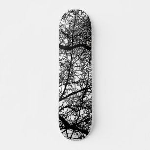 Skate Ramos de árvore no branco
