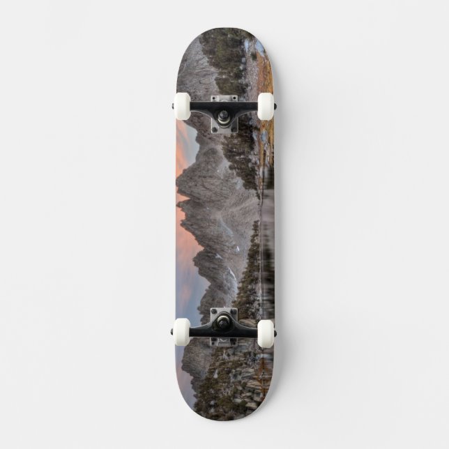 Skate Reflexões dos pináculos de Kearsarge da noite (Frente)