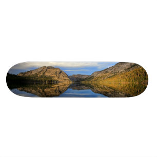 Skate Reflexões no lago Tenaya