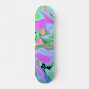 Skate Rosa Retro e Arte Líquida Azul Claro em Hortênsia